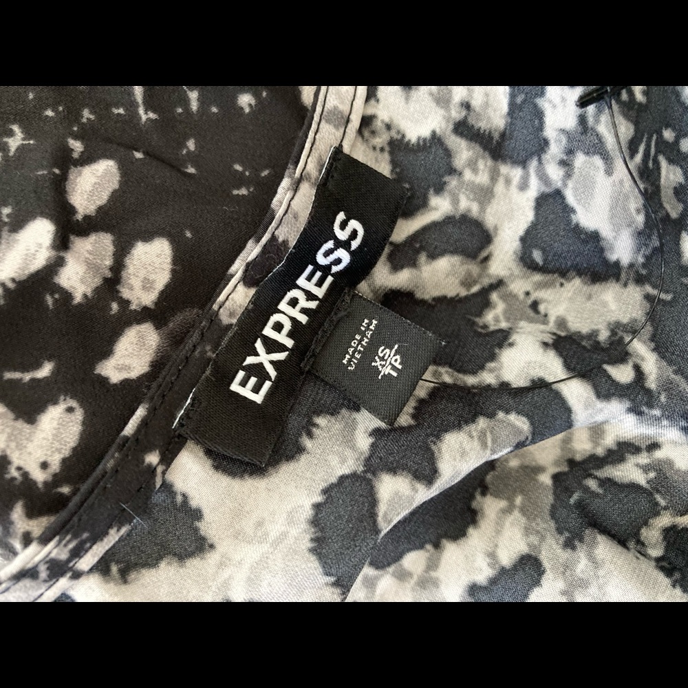 EXPRESS TIE WAIST RUFFLE DRESS - Picture 4 of 4